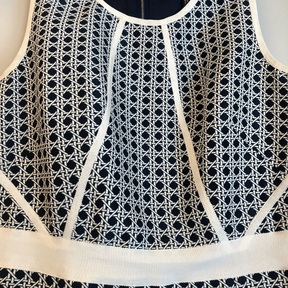 Laundry by Shelli Segal Navy & White Shift Dress Sz 8 - Picture 3 of 13